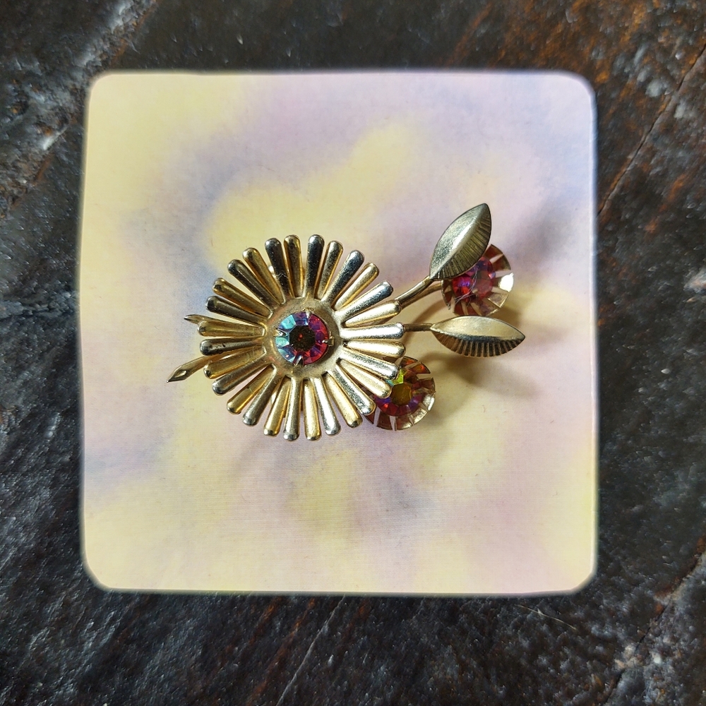 Beautiful brooch! Vintage atomic floral design pin - Picture 2 of 4